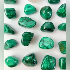 One Malachite Tumble, Natural Malachite Crystal, Tumbled Stones, Pocket Stones